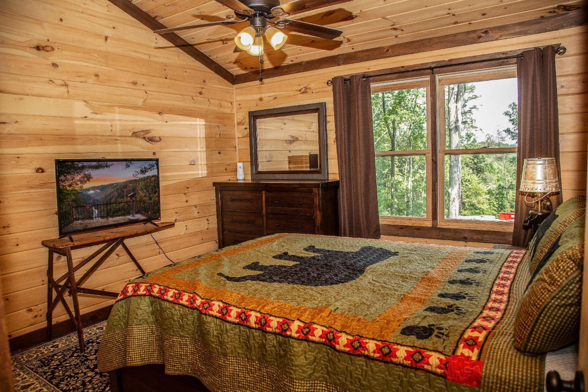 Adore The Smores Rustic Mountain Charm Outdoor Spaces And A Cozy Hot Tub 蓝岭 外观 照片